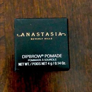 Anastasia Beverly Hills Dipbrow pomade Taupe